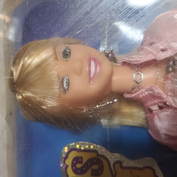 Hannah Montana Collection Doll - Picture 4 of 5